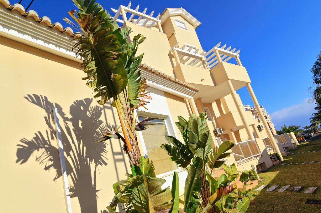 Apartamentos Carlton Vyb Дения Экстерьер фото